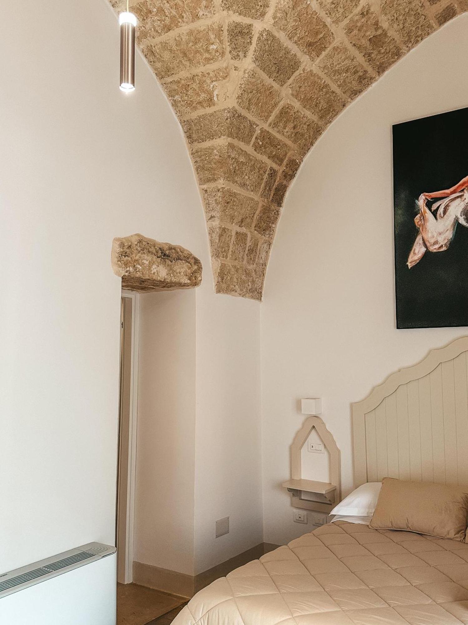 Palazzo Alma Luxury Rooms Казарано Экстерьер фото