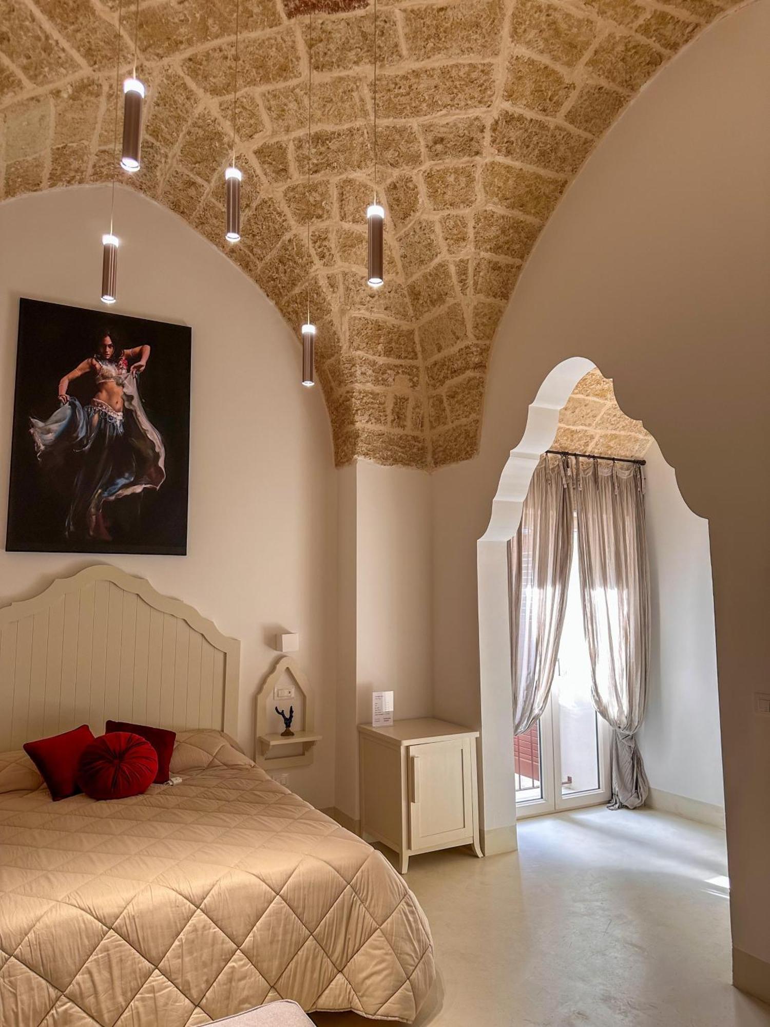 Palazzo Alma Luxury Rooms Казарано Экстерьер фото