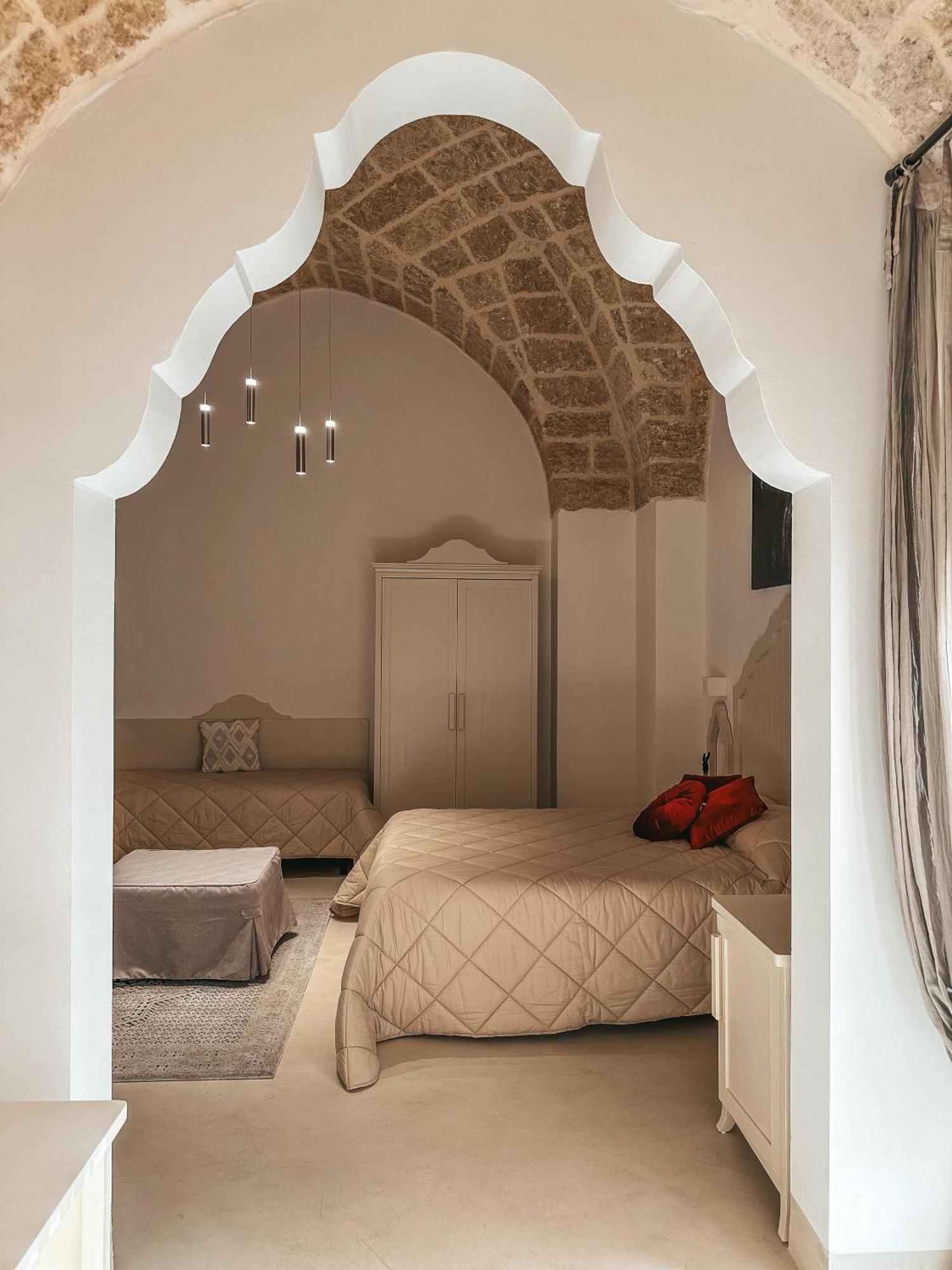 Palazzo Alma Luxury Rooms Казарано Экстерьер фото