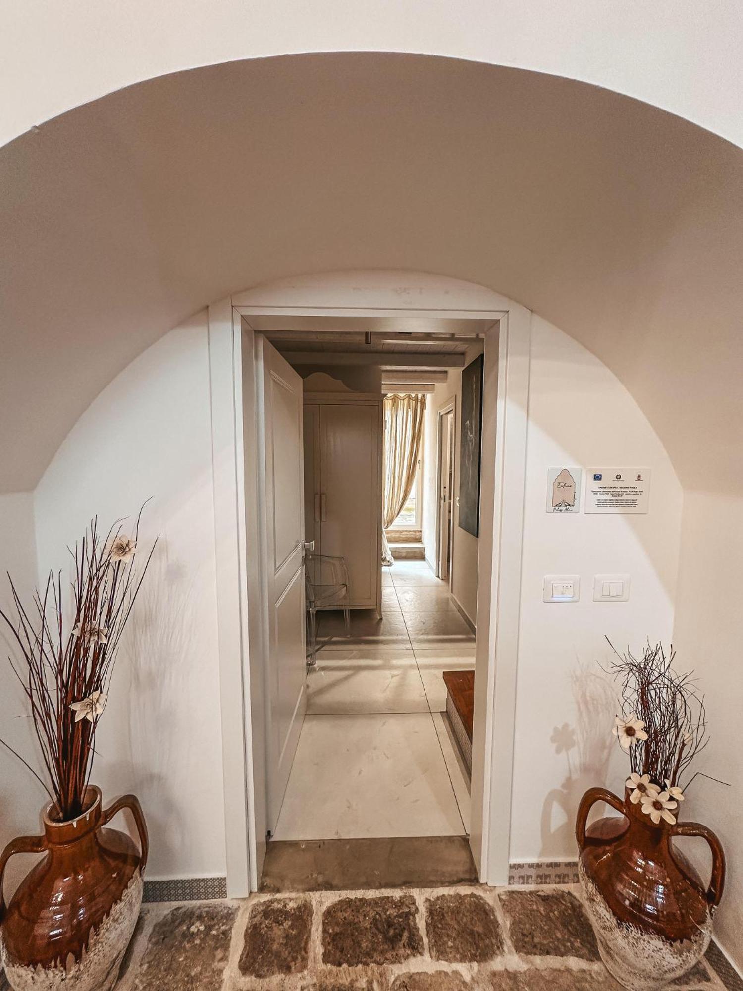 Palazzo Alma Luxury Rooms Казарано Экстерьер фото
