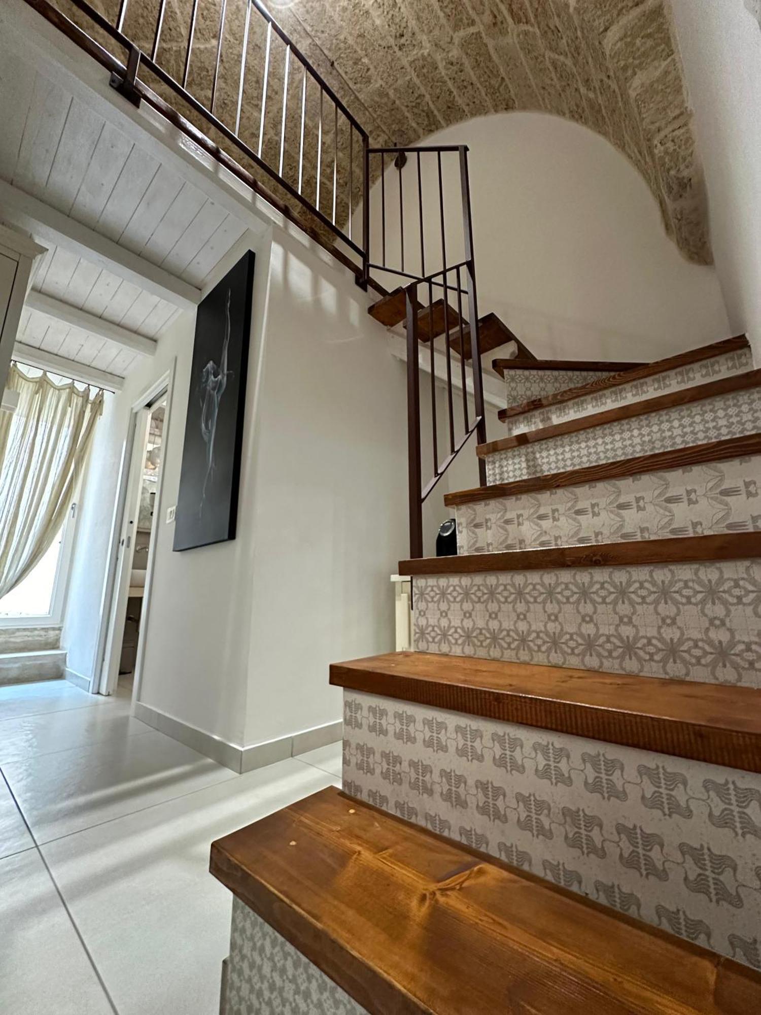 Palazzo Alma Luxury Rooms Казарано Экстерьер фото